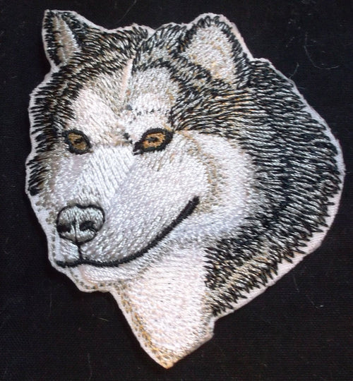 Impresionante parche bordado termoadhesivo con cara de perro Malamute de Alaska [7,6 cm x 6,35 cm] [Hecho en EE. UU.]
