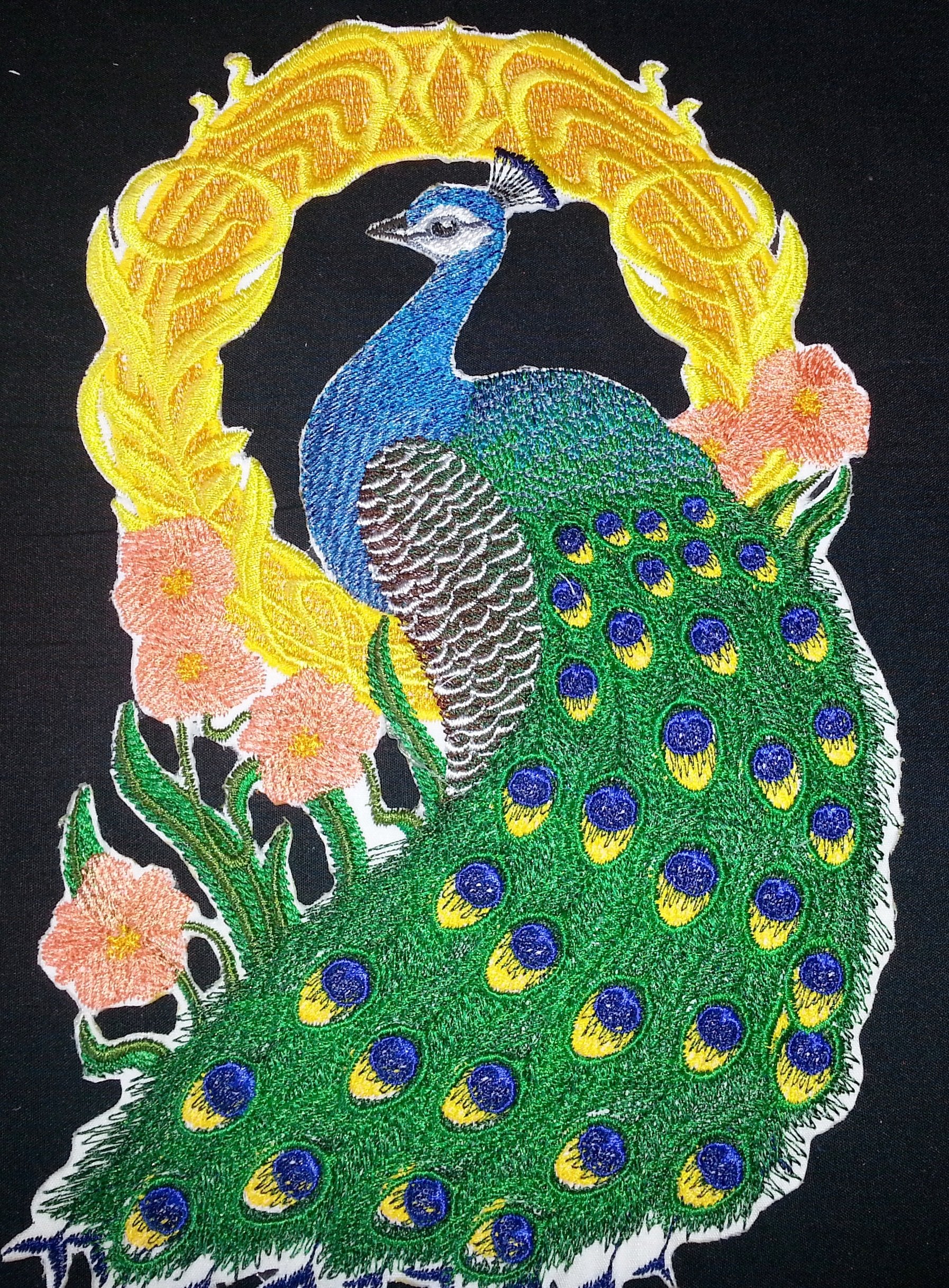 Nature Weaved in Threads, Amazing Birds Kingdom [Peacock Cameo] [Custom and Unique] Embroidered Iron on/Sew Patch (9.5" x 6.5") [Made in USA]