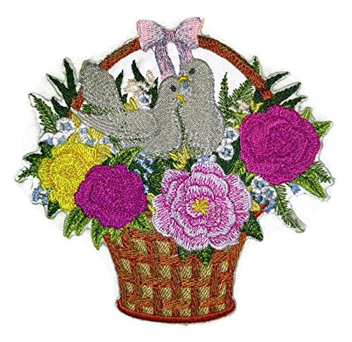 BeyondVision Nature Tejido en Hilos, Reino de las Aves Increíbles [Canasta de Agapornis] [Personalizado y Único] Parche Bordado para Planchar o Coser [5.5" x 5"] [Hecho en EE. UU.]