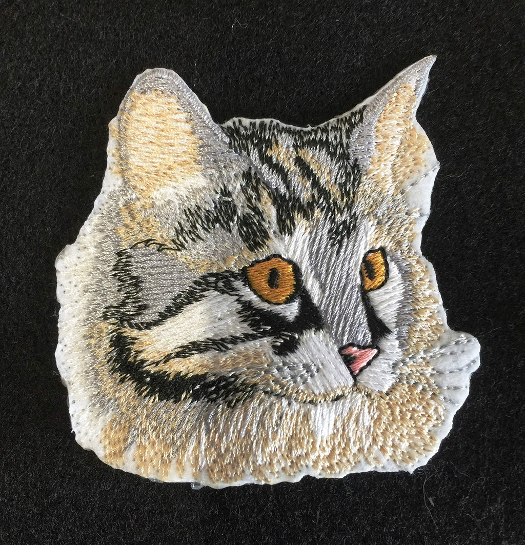 Amazing Custom Cat Portraits [Maine Coon Cat Face ] Embroidered Iron On/Sew Patch (3" x 3") Made in USA]