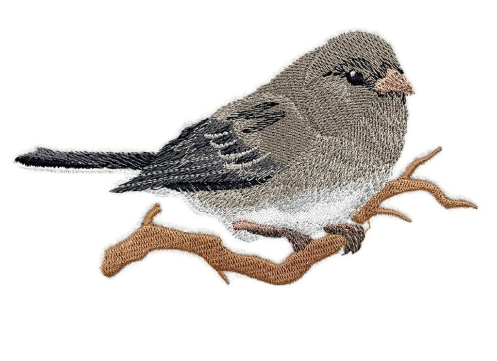 Parche bordado para planchar o coser "Aves personalizadas Beyond Vision" [Junco] (14,5 cm de ancho x 7,6 cm)